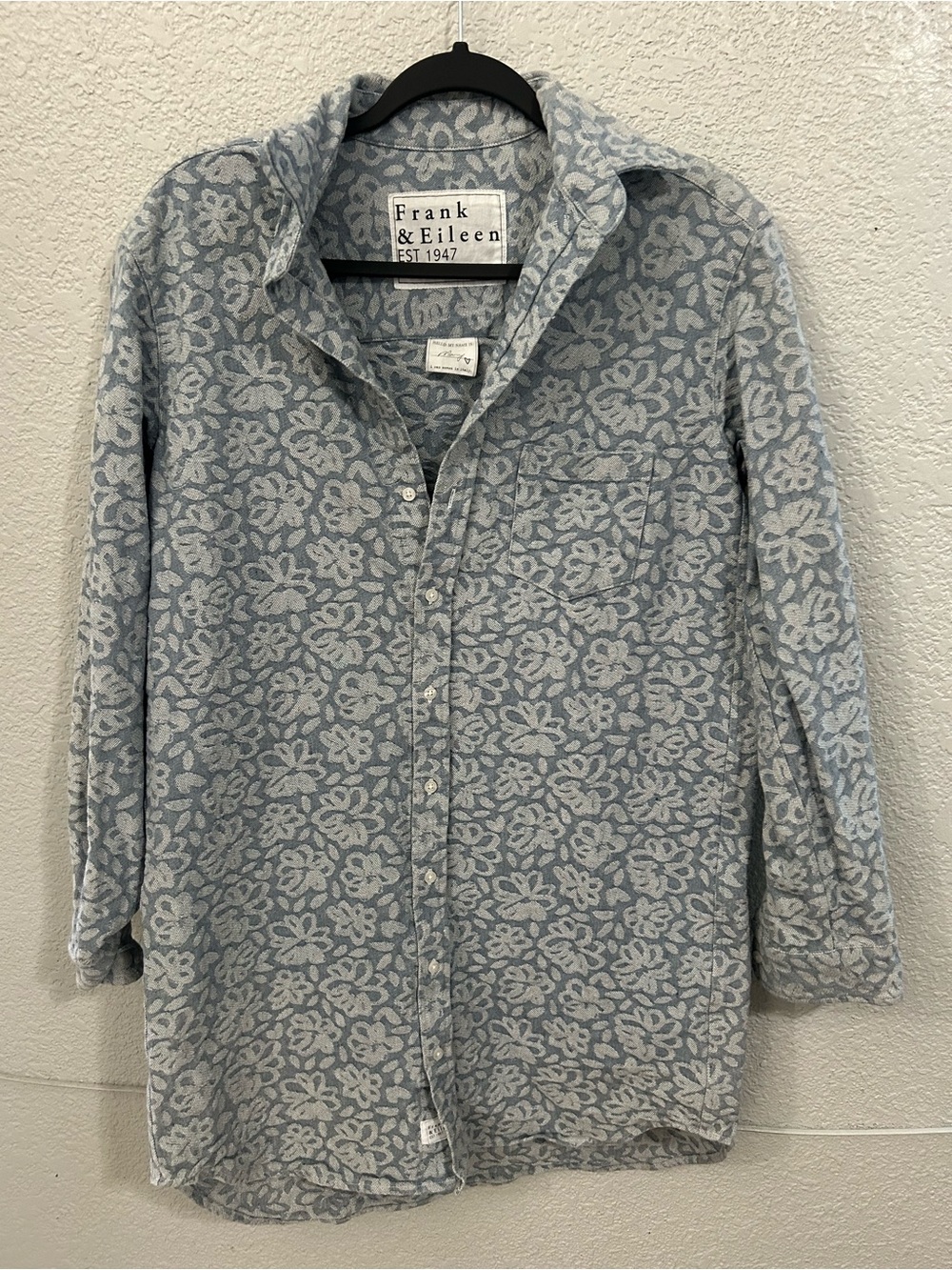 Frank & Eileen Mary Light Blue Floral Button-Up denim/cotton midi dress size XS.